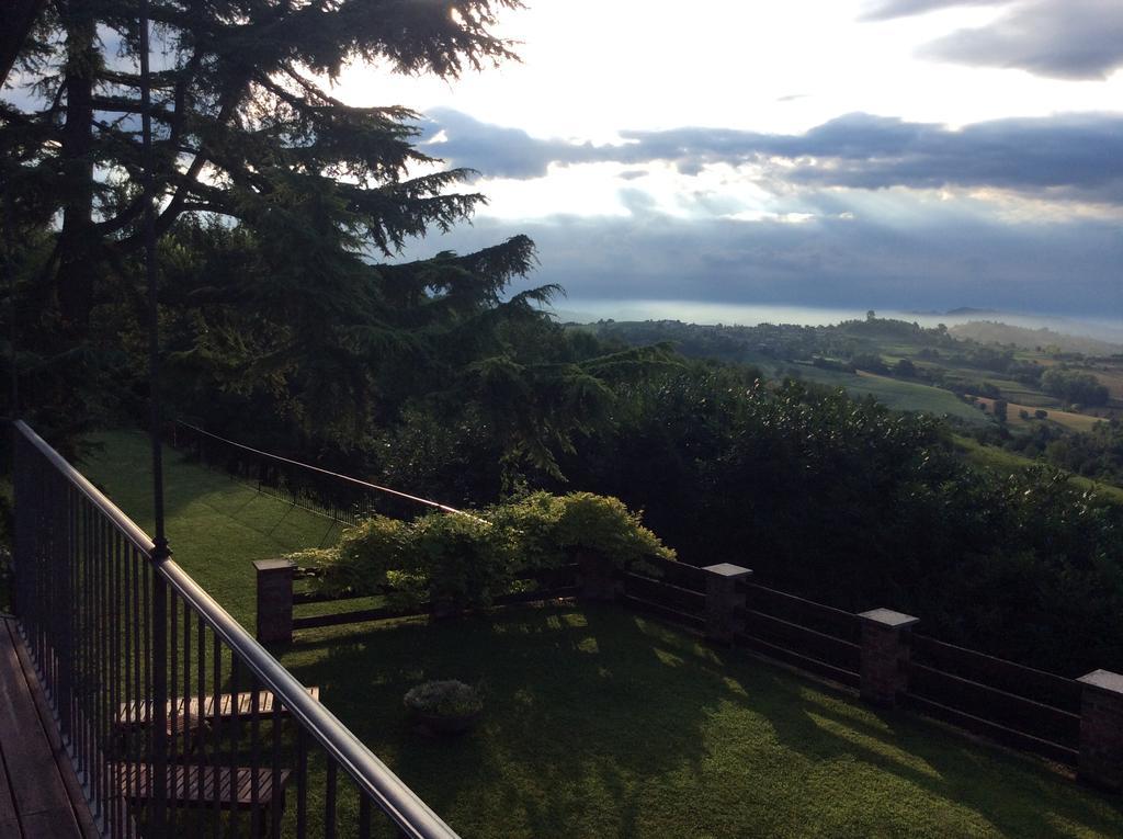 Bed And Breakfast Al Riccio Cocconato Exterior foto